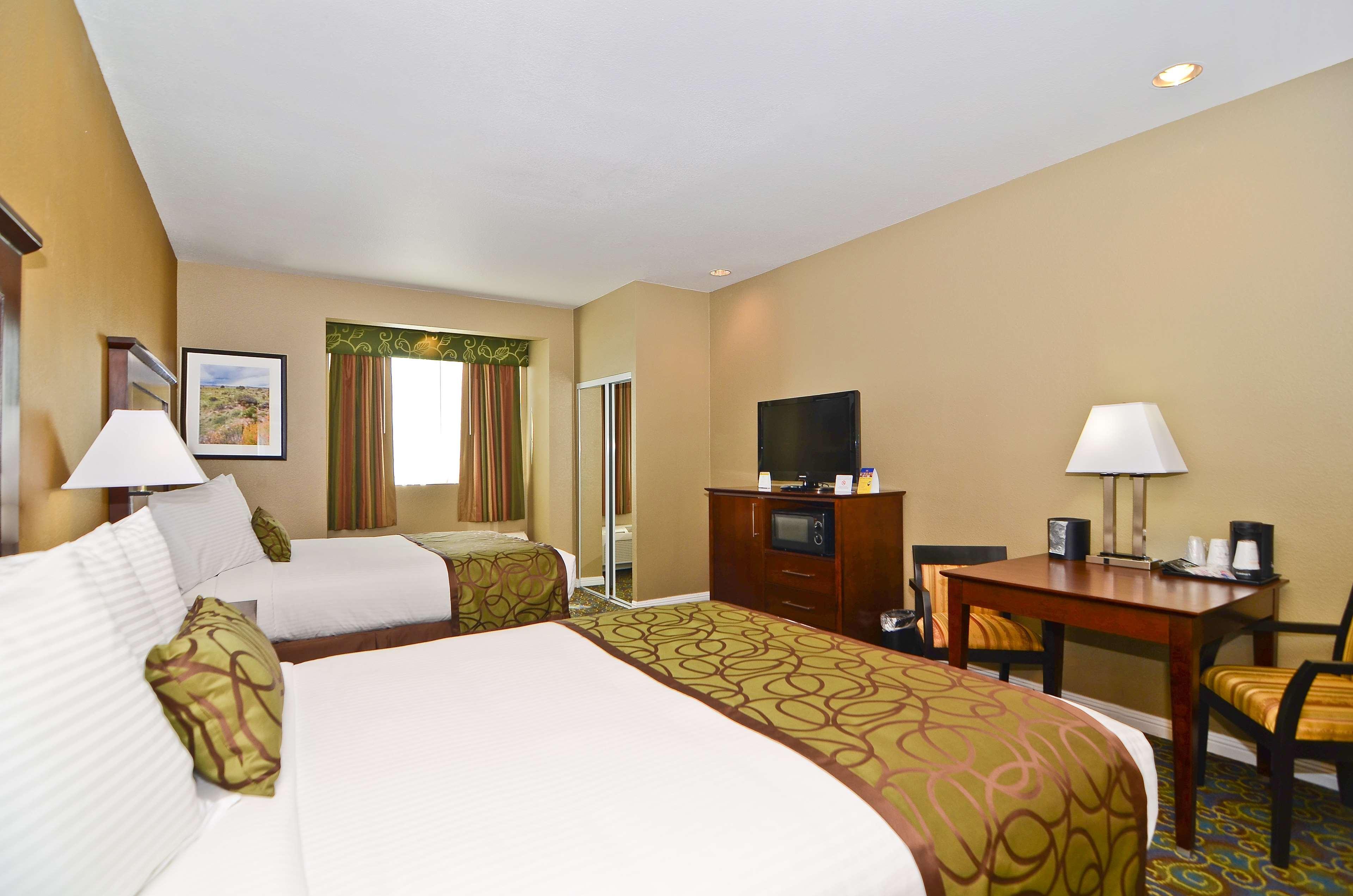 Best Western California City Inn & Suites Εξωτερικό φωτογραφία