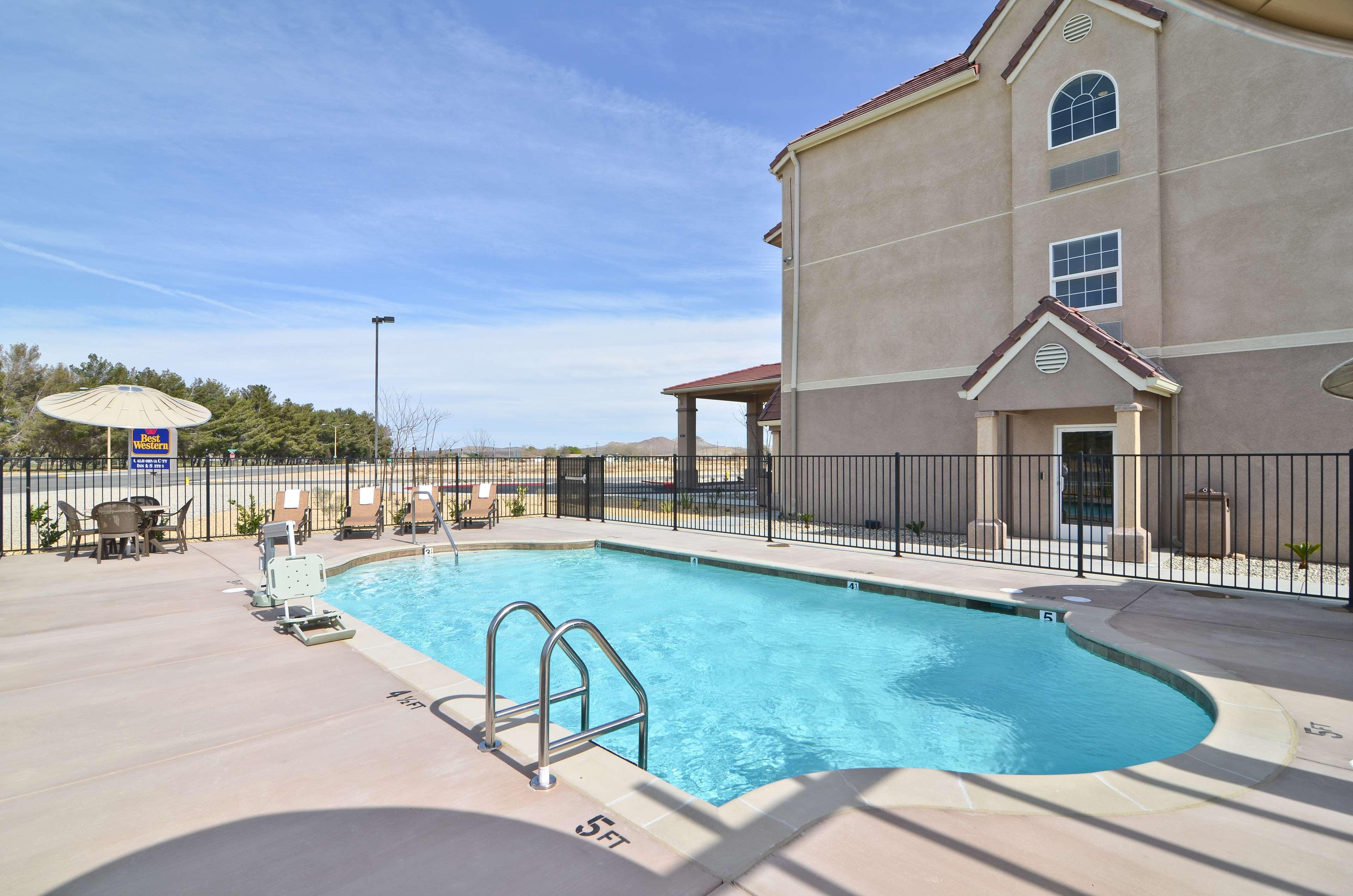 Best Western California City Inn & Suites Ανέσεις φωτογραφία